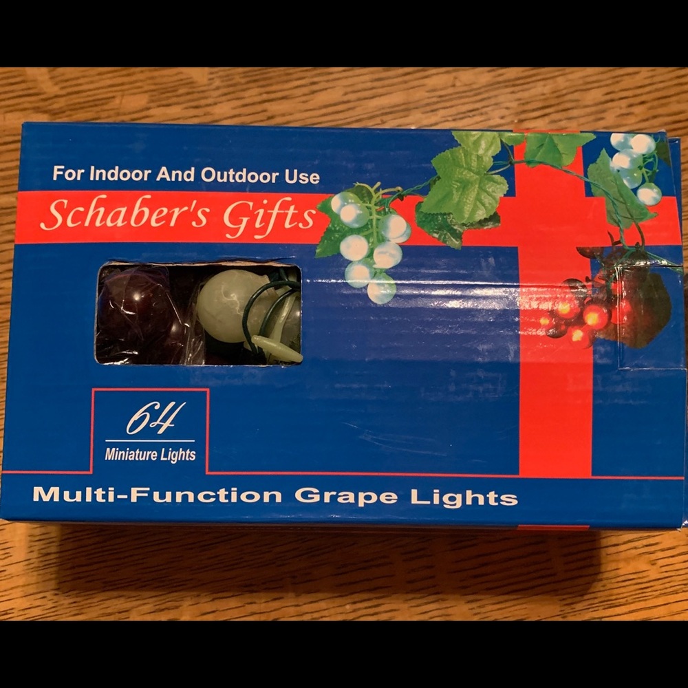 Grape Cluster String Lights (8ft) - Picture 2 of 5